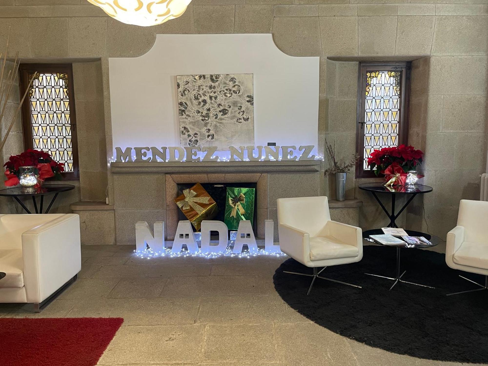 Hotel Mendez Nunez ลูโก ภายนอก รูปภาพ